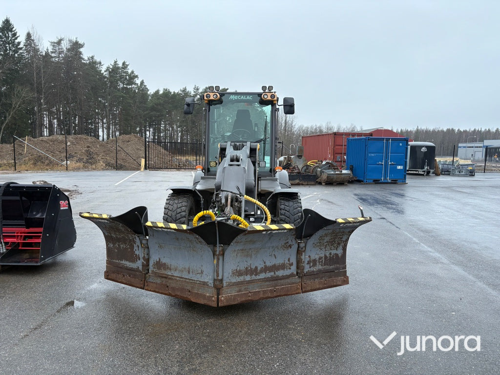 Wiellader Hjullastare Mecallac AF 1050 med redskap
