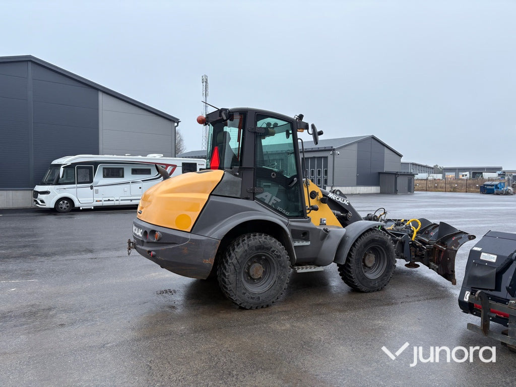 Wiellader Hjullastare Mecallac AF 1050 med redskap