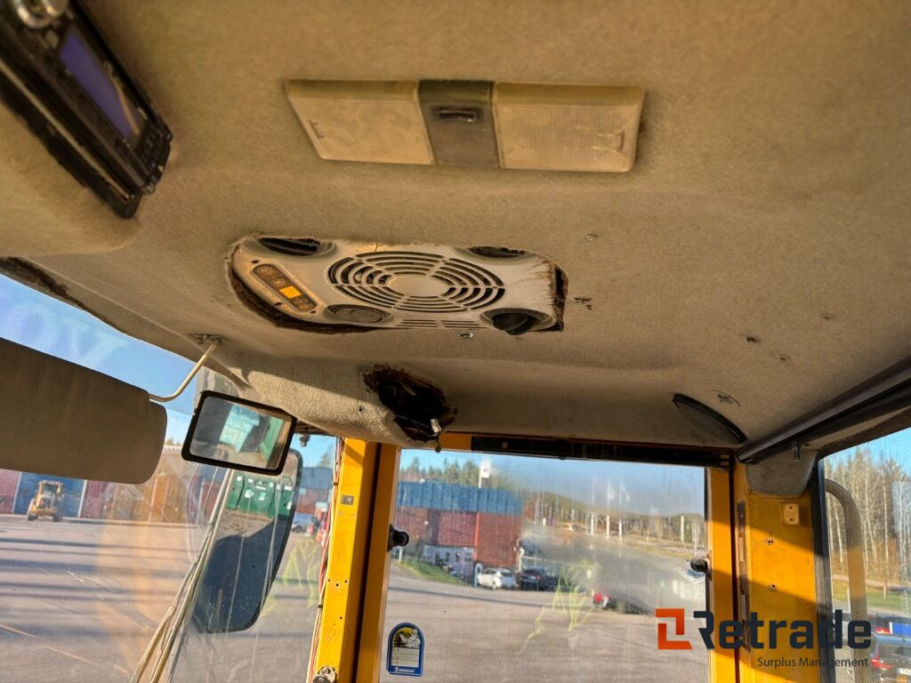 Wiellader Hjullastare Volvo L180 med skopa