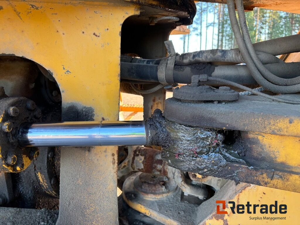 Wiellader Hjullastare Volvo L180 med skopa