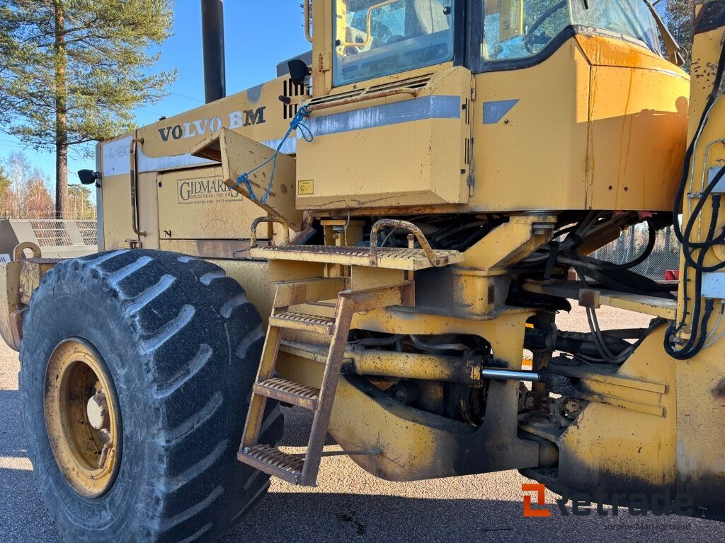 Wiellader Hjullastare Volvo L180 med skopa