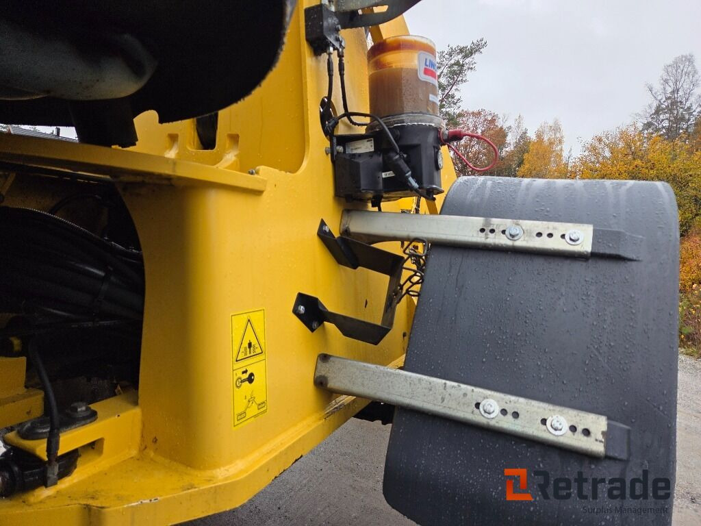 Wiellader Hjullastare Yanmar V100 Med Vikplog och Sandskopa Panolinolja