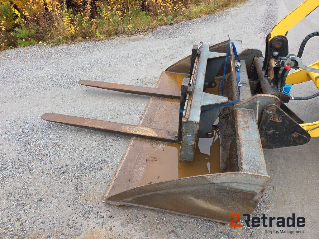 Wiellader Hjullastare Yanmar V100 Med Vikplog och Sandskopa Panolinolja