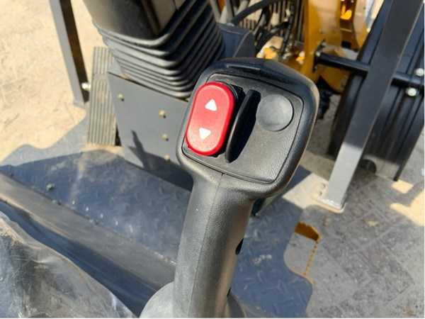 Wiellader Hytec X100