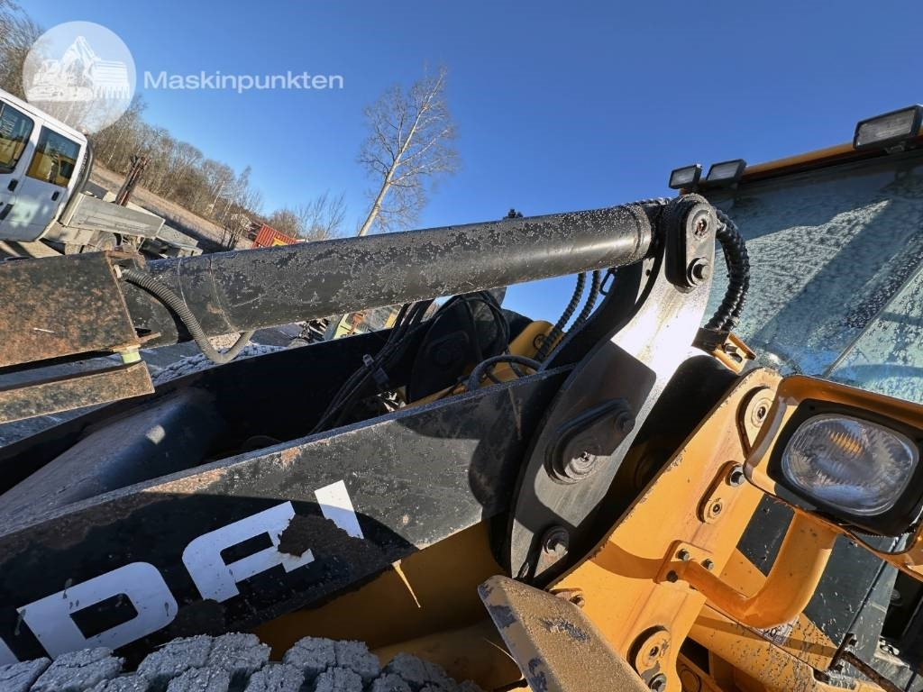 Wiellader Hyundai HL 730 TM-7