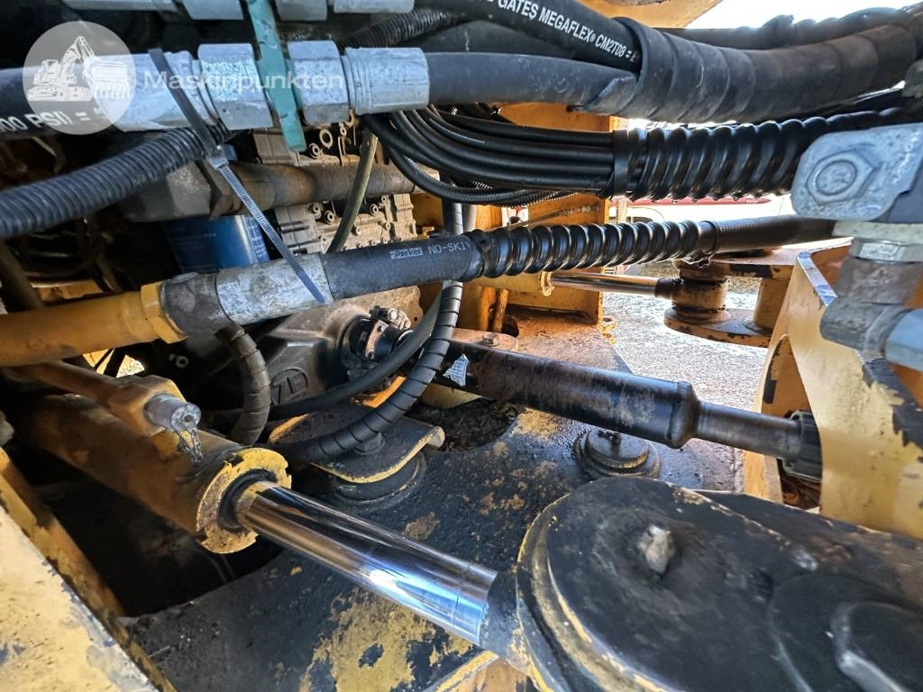 Wiellader Hyundai HL 730 TM-7