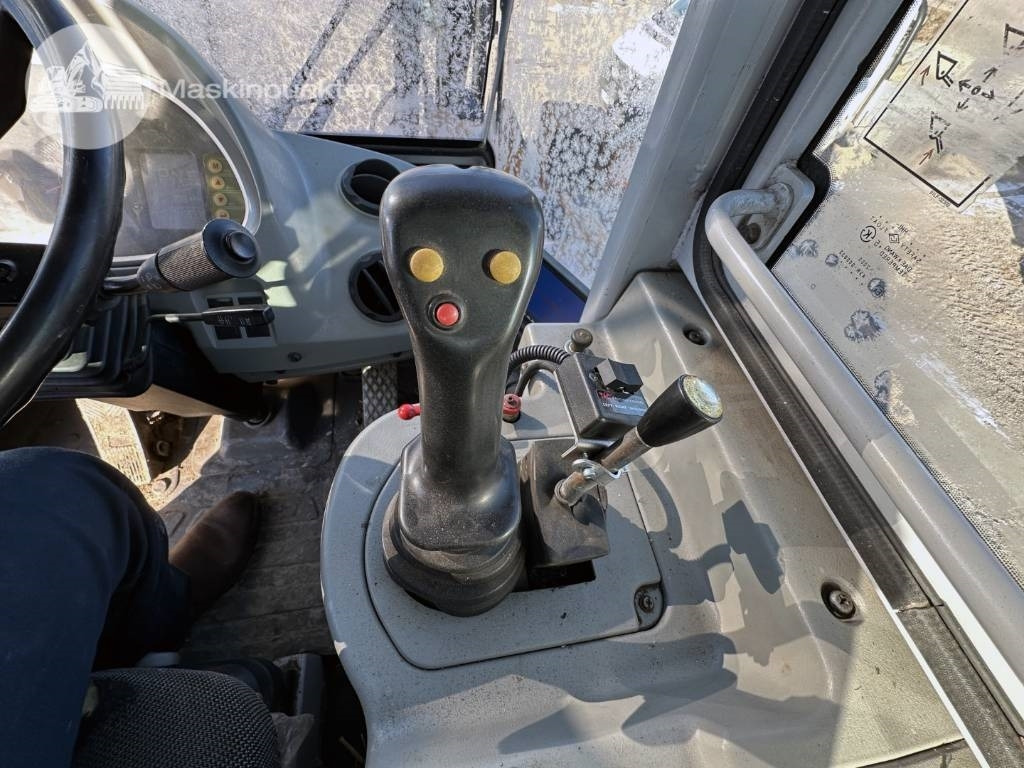 Wiellader Hyundai HL 730 TM-7