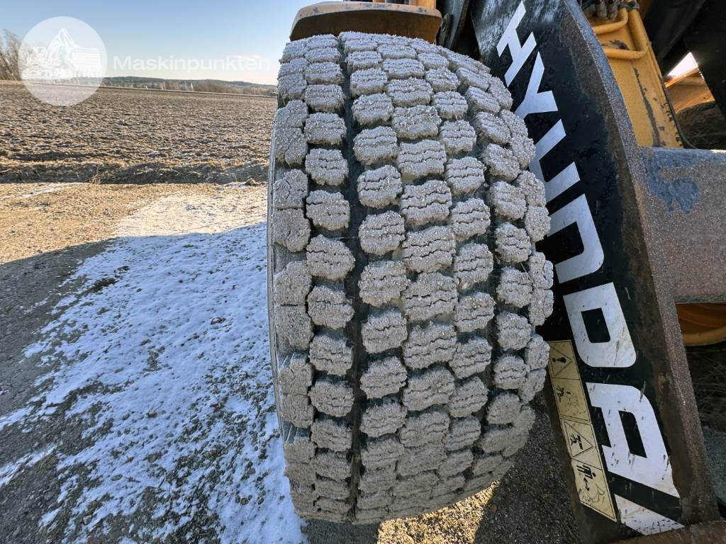 Wiellader Hyundai HL 730 TM-7