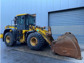 Wiellader Hyundai HL 760 -9 (For parts)