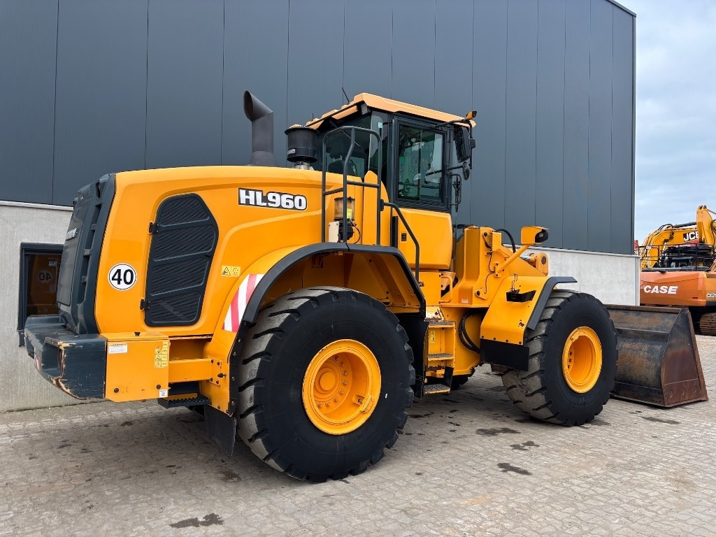 Wiellader Hyundai HL 960 - 955