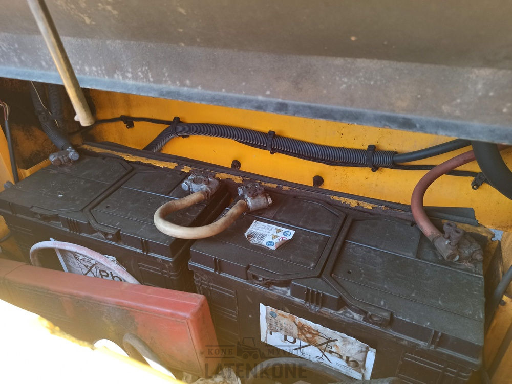 Wiellader JCB 411B  HT pyöräkuormaaja
