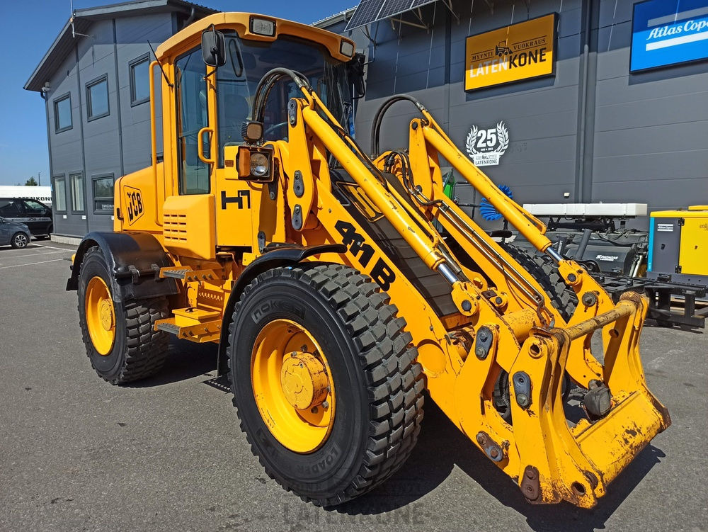 Wiellader JCB 411B  HT pyöräkuormaaja