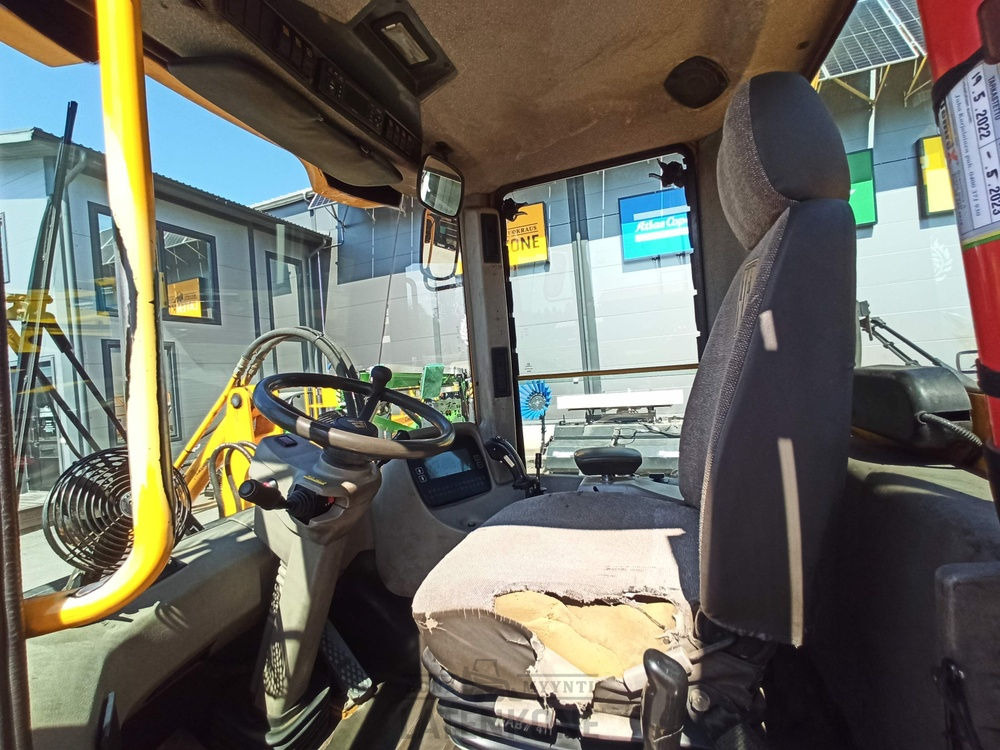 Wiellader JCB 411B  HT pyöräkuormaaja