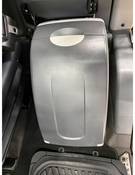 Wiellader JCB 413S Nordic Edition