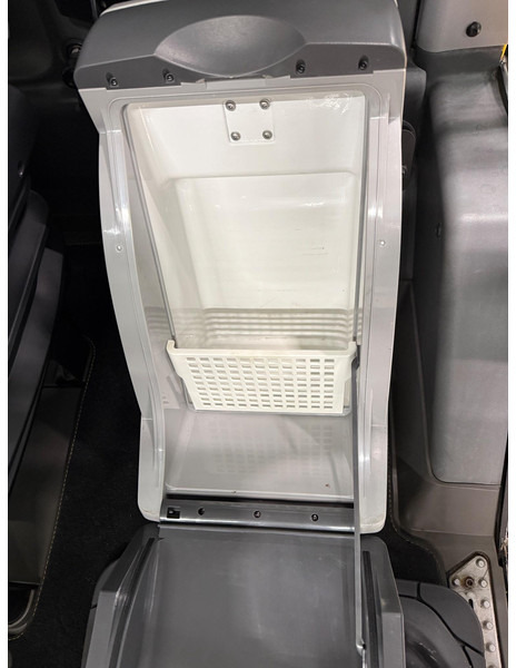 Wiellader JCB 413S Nordic Edition