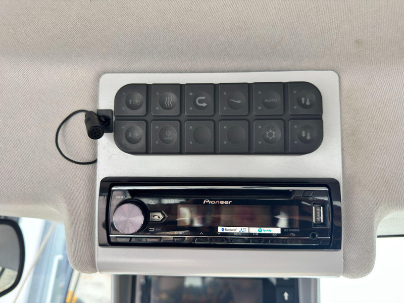 Wiellader JCB 413 2.800h