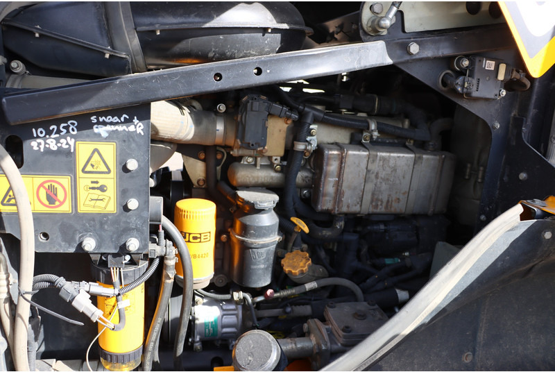 Wiellader JCB 417 HT T4F