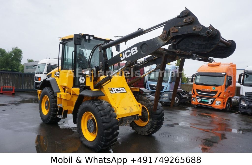 Wiellader JCB 417 HT T4F *Schaufel/Gabel/Schnellwechsler/Klima