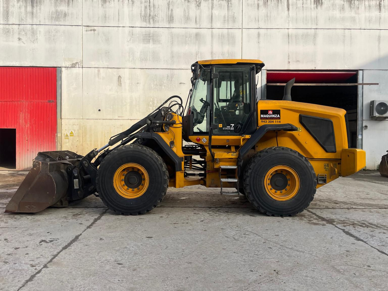 Wiellader JCB 427 HT S5