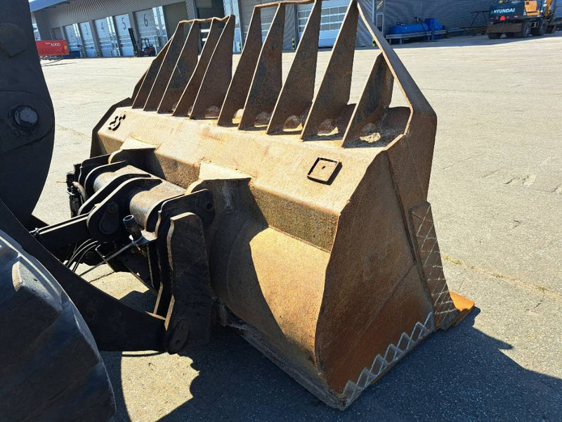 Wiellader JCB 427 ZX