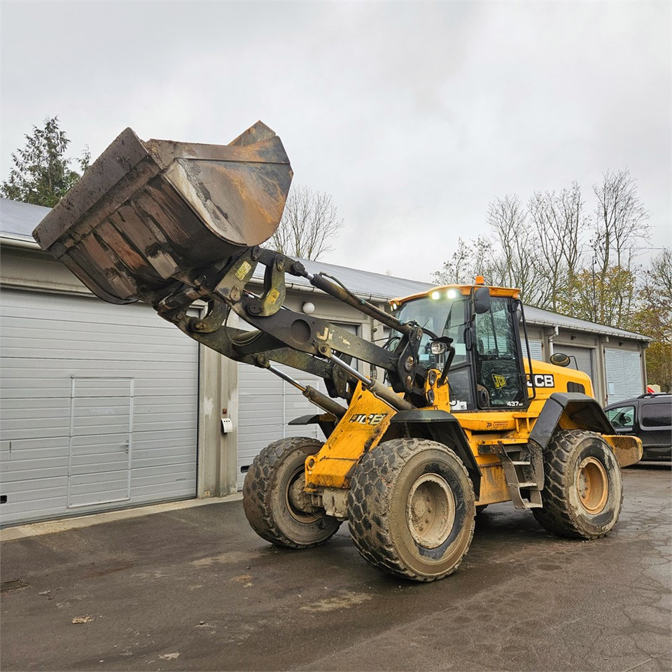 Wiellader JCB 437HT T4