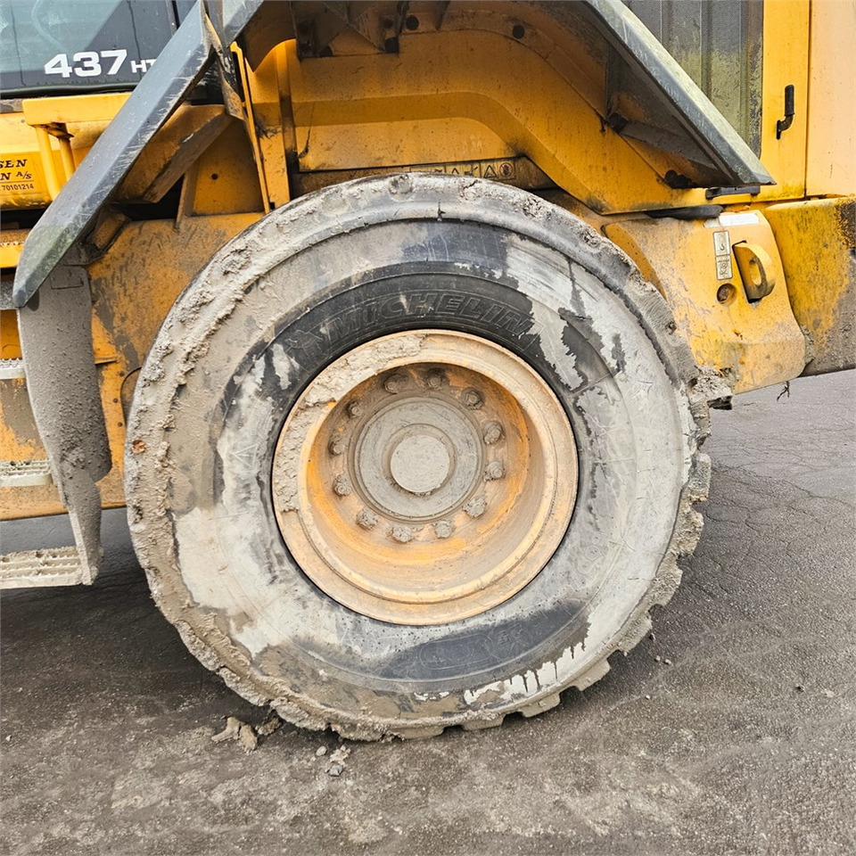 Wiellader JCB 437HT T4