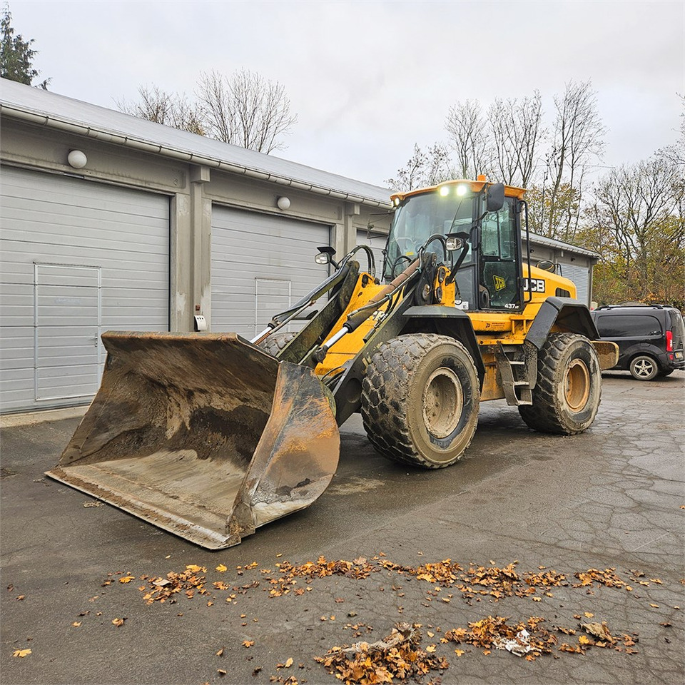 Wiellader JCB 437HT T4