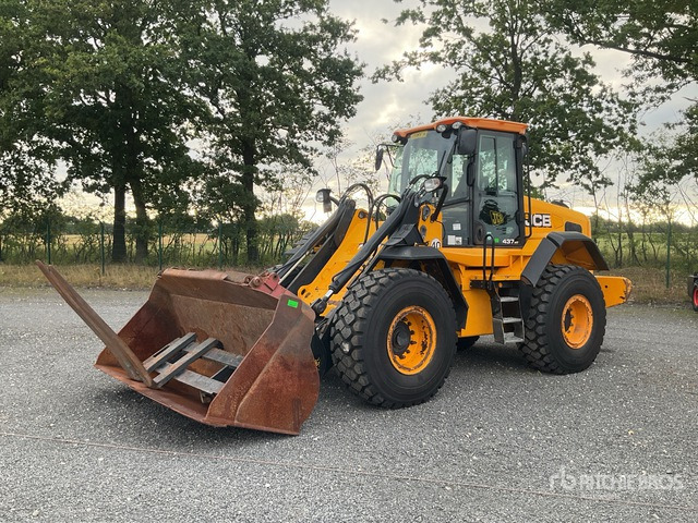 Wiellader JCB 437HT Wheel Loader