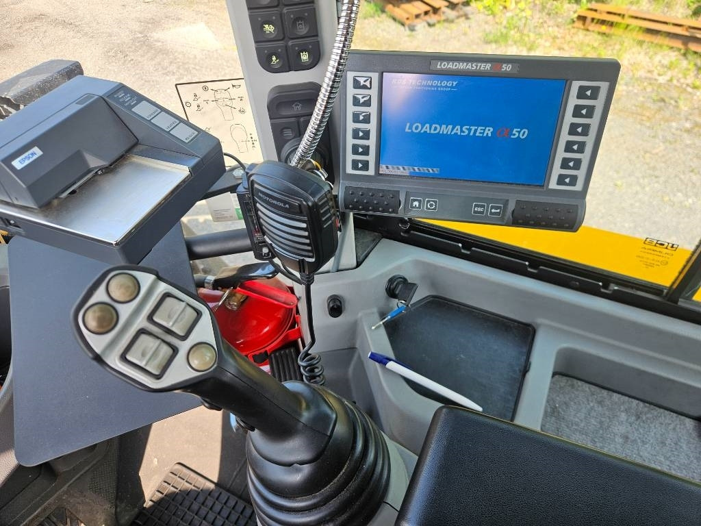 Wiellader JCB 437 S5 HT Loadmaster vaaka