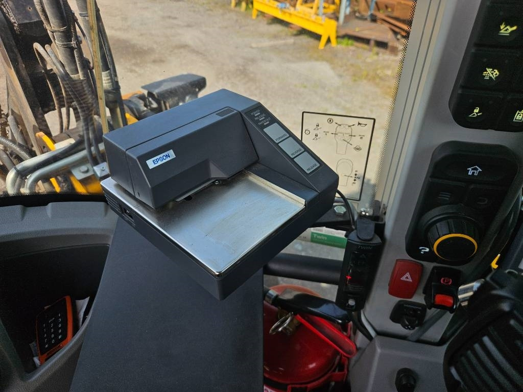 Wiellader JCB 437 S5 HT Loadmaster vaaka