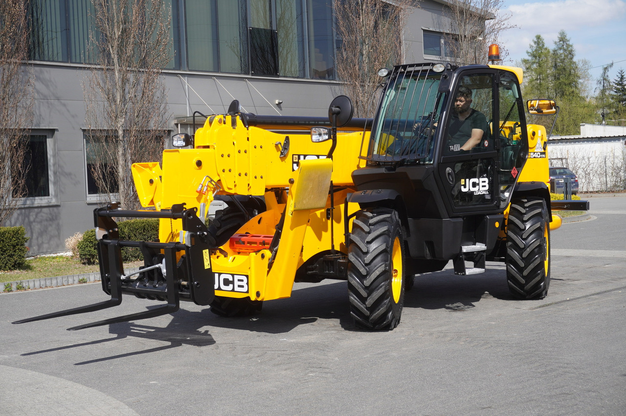Wiellader JCB 540-170 Telescopic Loader / 17m / joystick