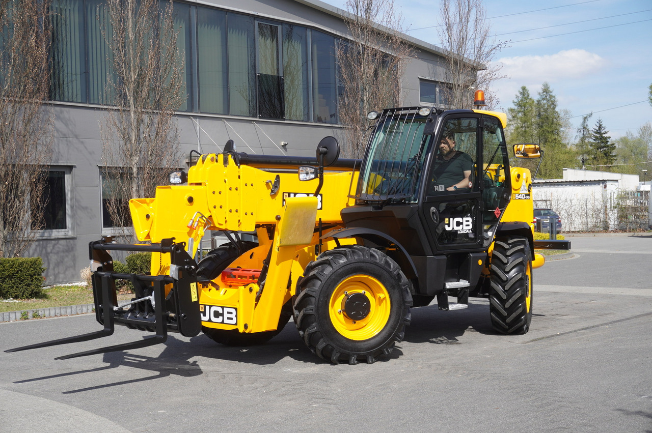 Wiellader JCB 540-170 Telescopic Loader / 17m / joystick