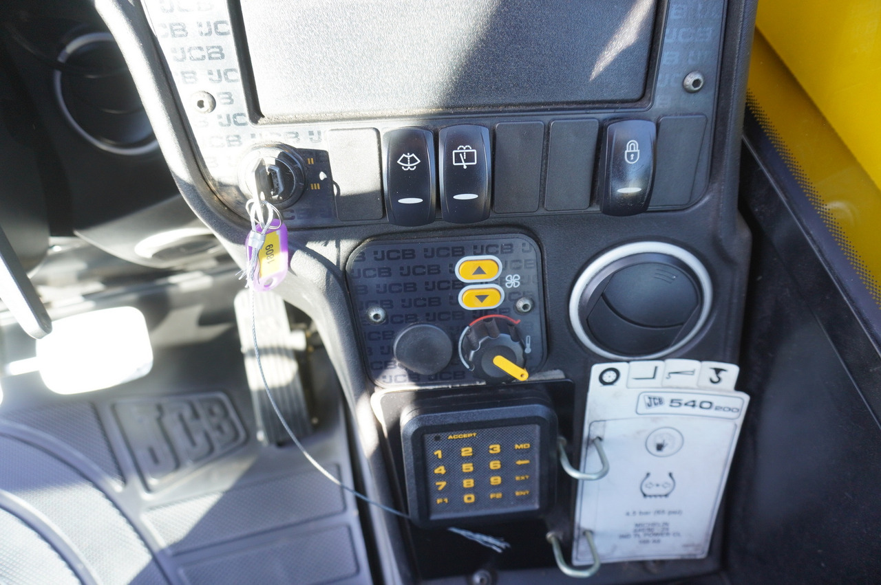 Wiellader JCB 540-200 Telescopic Loader / 20m / joystick