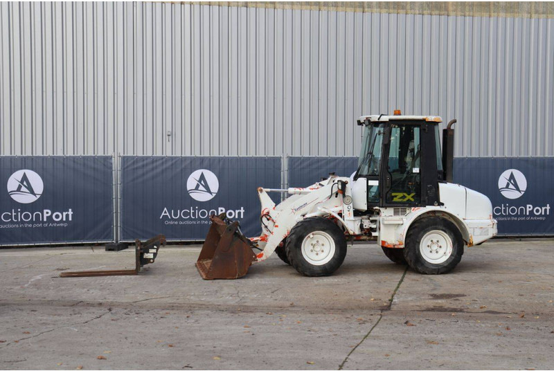 Wiellader JCB Santerne ZX