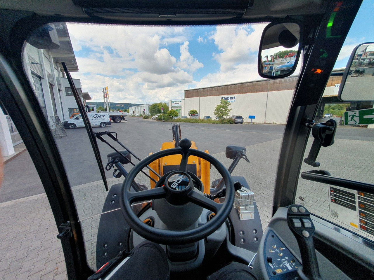 Wiellader JCB TM 220 SV C / Neufahrzeug / Teleskop / Gabel