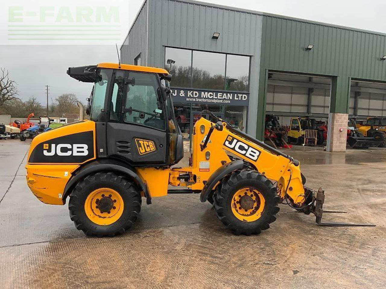 Wiellader JCB tm220 agri telehandler (st25185)