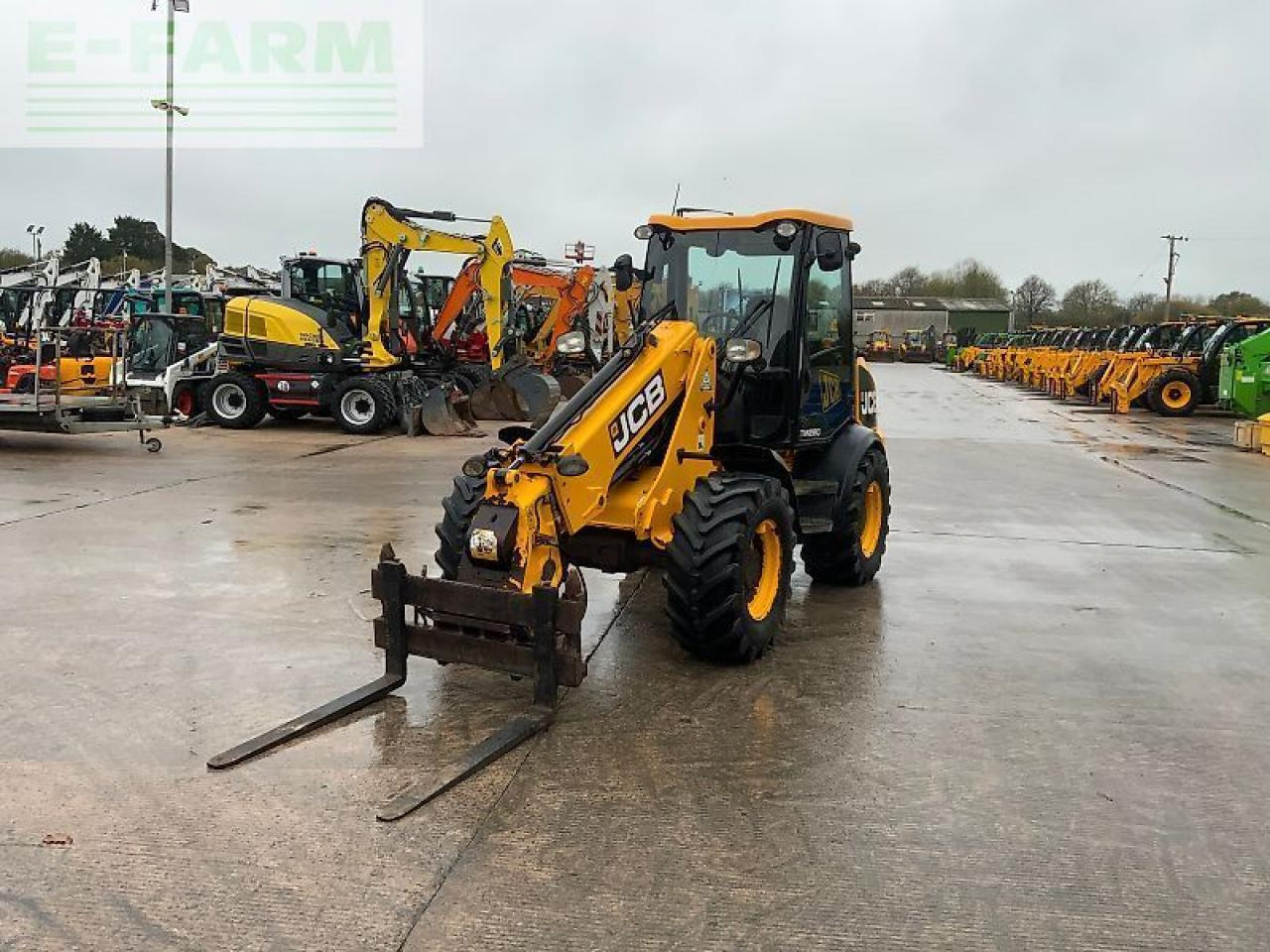 Wiellader JCB tm220 agri telehandler (st25185)