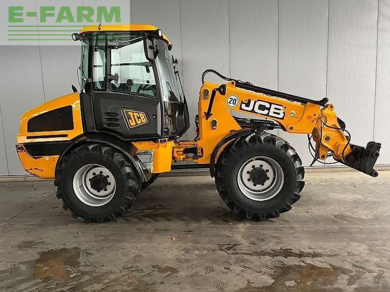 Wiellader JCB tm 220 agri