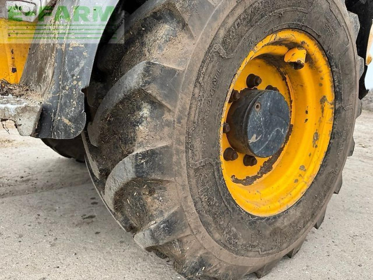 Wiellader JCB tm 220 agri tele