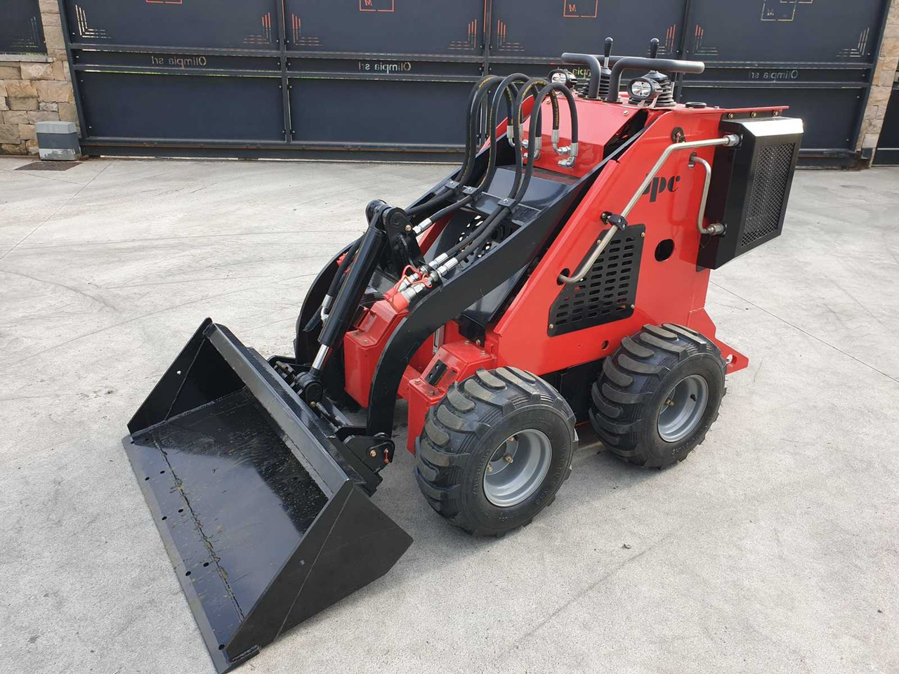 Wiellader JPC HT320 SKID STEER LOADER
