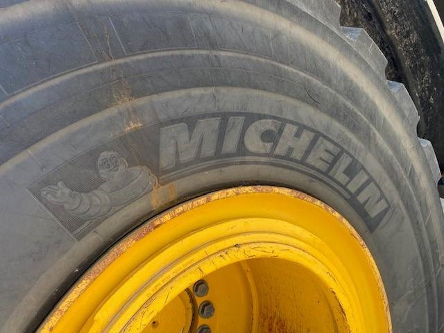 Wiellader John Deere 744 P MIETE / RENTAL (12002124)