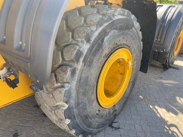 Wiellader John Deere 744 P MIETE / RENTAL (12002125)