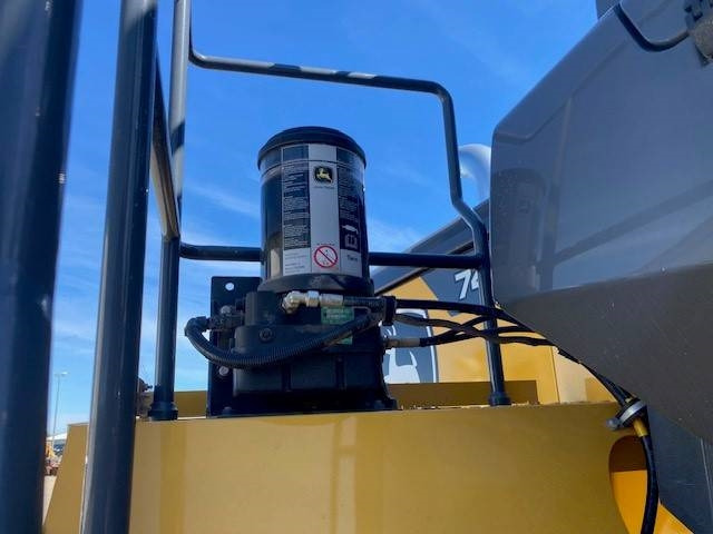 Wiellader John Deere 744 P MIETE / RENTAL (12002125)