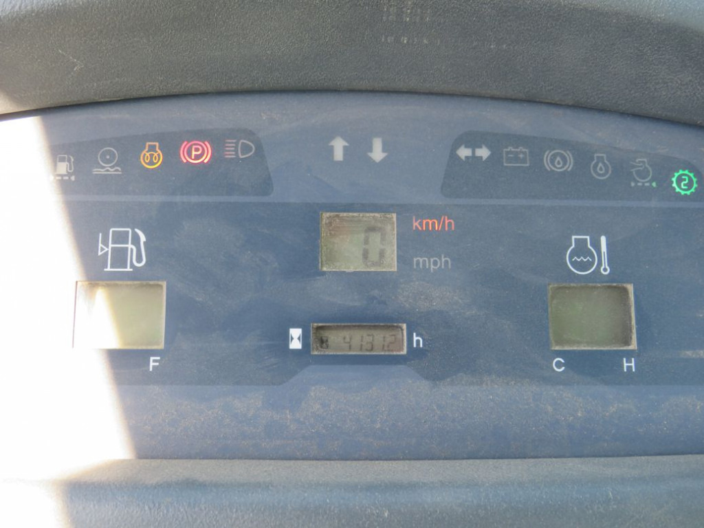 Wiellader KOMATSU HANOMAG Radlader WA 80 - 6 Radlader