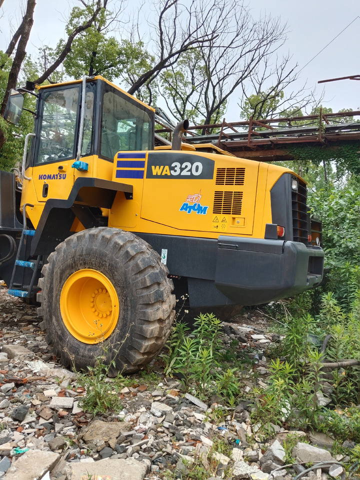 Wiellader KOMATSU WA320-5