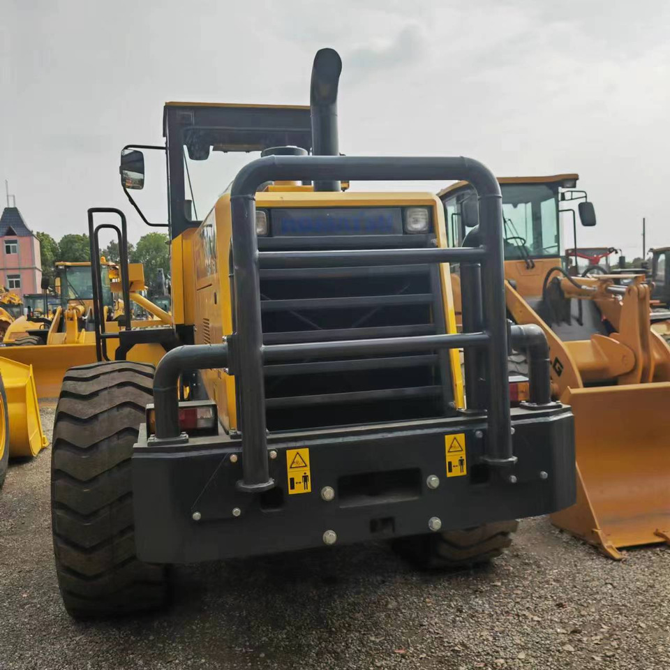 Wiellader KOMATSU WA380