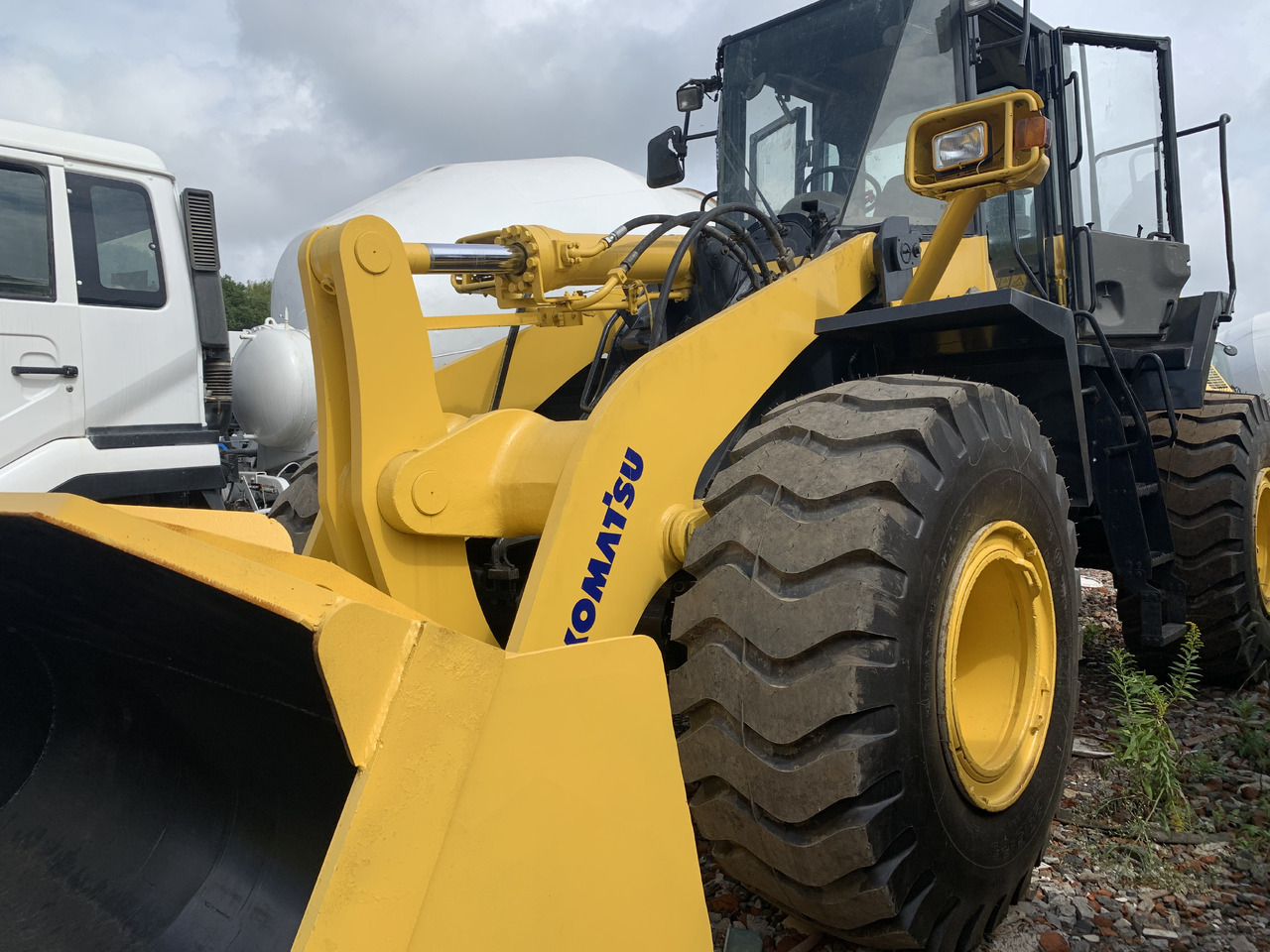Wiellader KOMATSU WA380Z