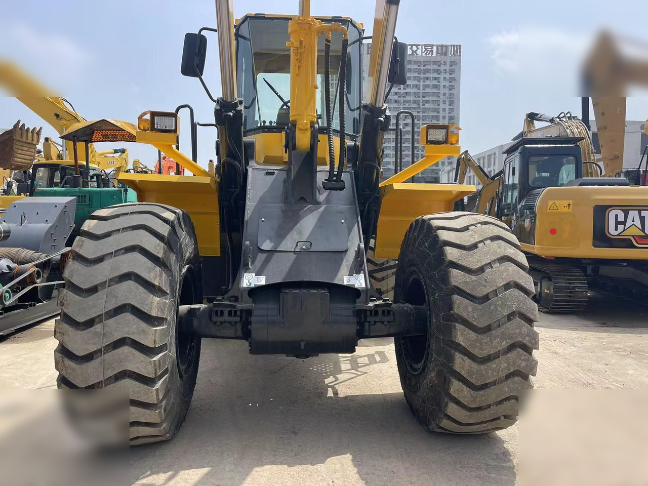 Wiellader KOMATSU WA380-3