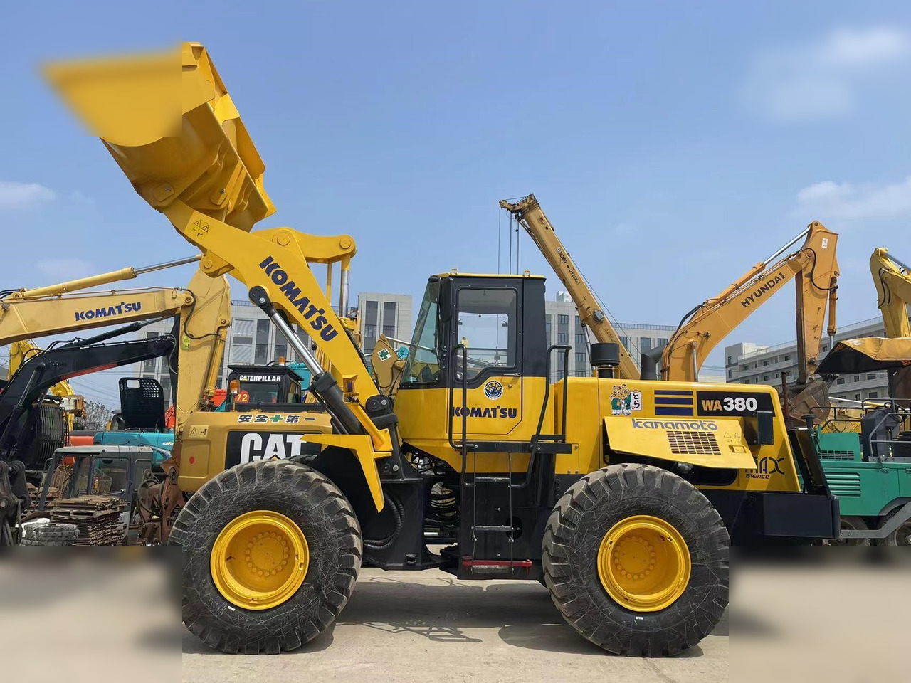 Wiellader KOMATSU WA380-3