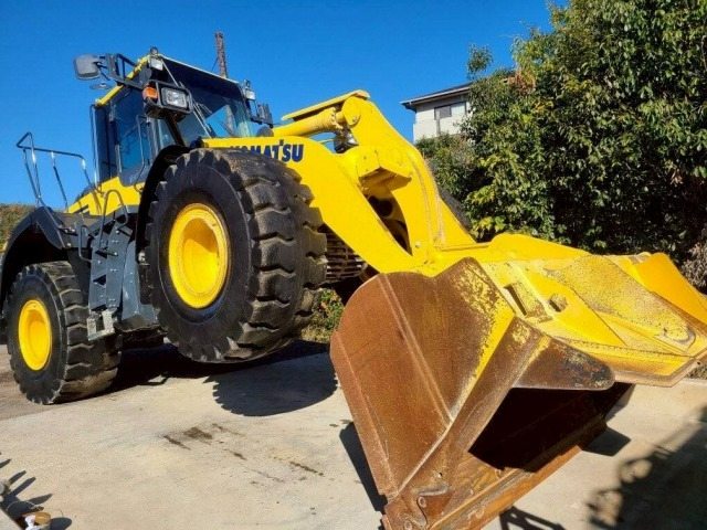 Wiellader KOMATSU WA380-8